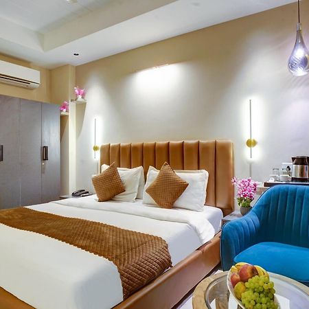 Rjk Stay - Sohna Road & Spaze It Park Gurgaon Esterno foto